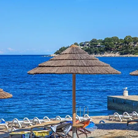 Villa Lavanda - Luxury Retreat