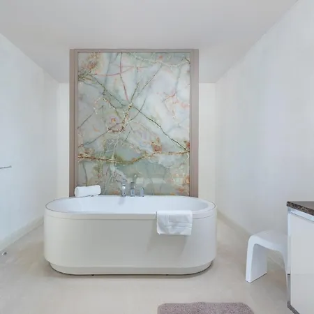Villa Lavanda - Luxury Retreat